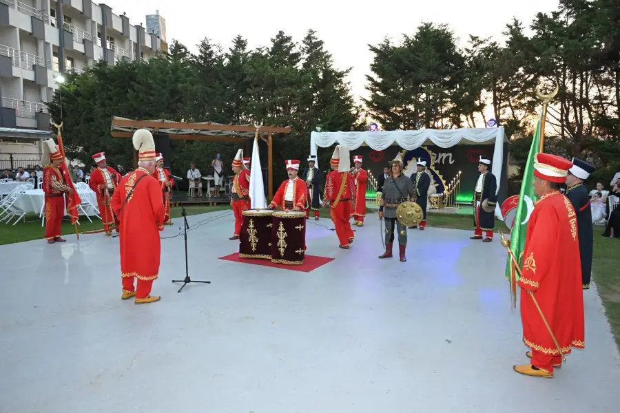 Mehteran Gösterileri